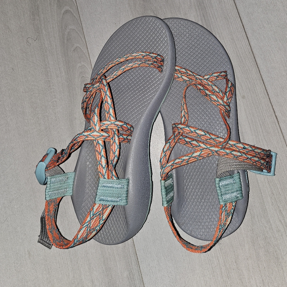 ❌️🚫 SOLD! Chaco Womens Size 8 Strappy Orange Gray & Teal GUC